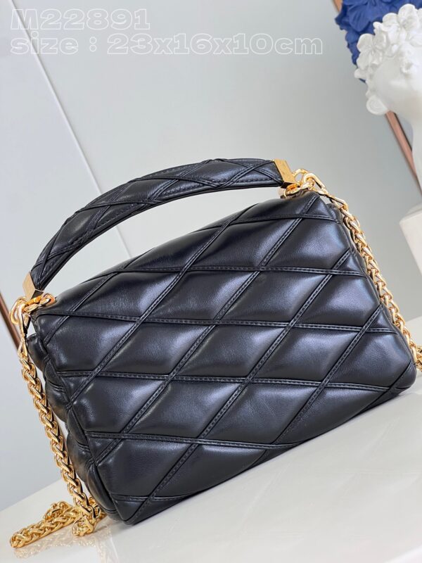 Louis Vuitton Twist Nicolas Ghesquière