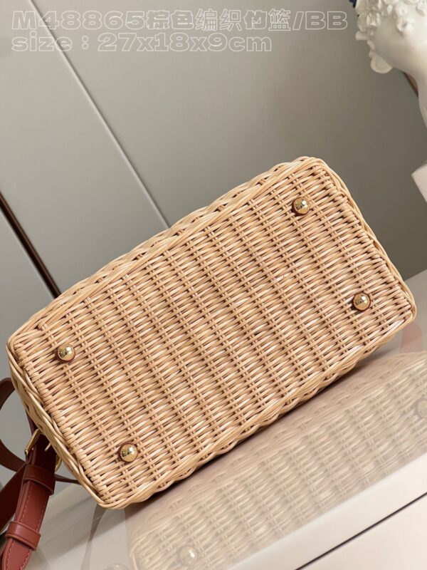 Louis Vuitton  Capucines BB Small