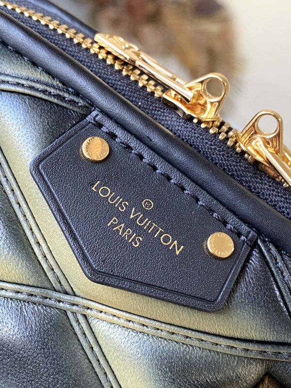 Louis Vuitton Alma BB