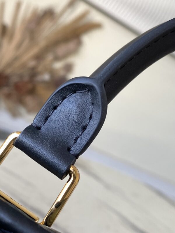 Louis Vuitton Alma BB