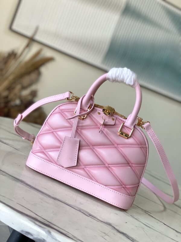 Louis Vuitton Alma BB