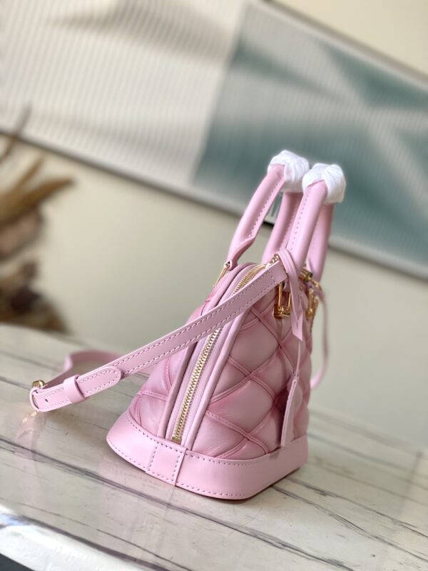 Louis Vuitton Alma BB