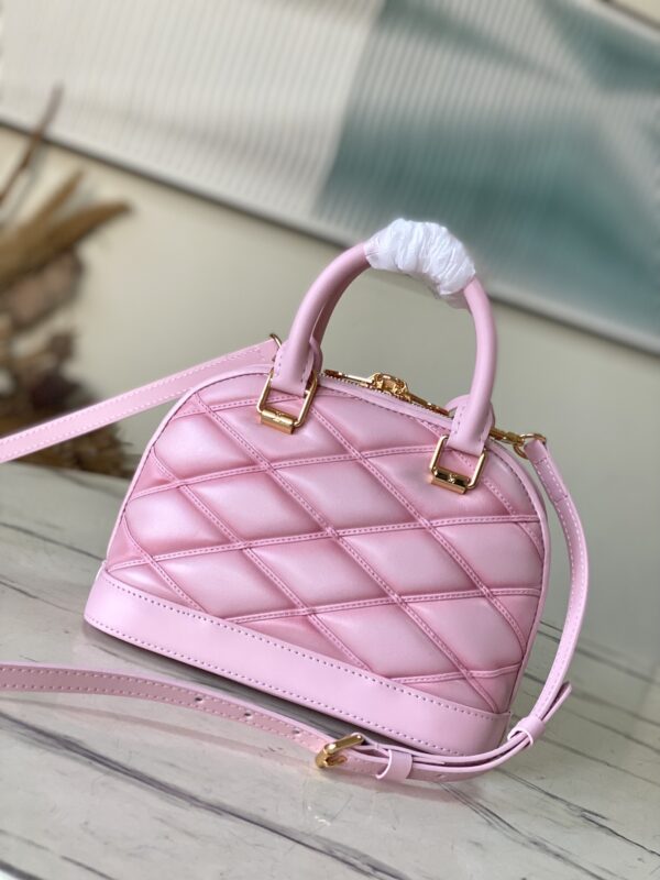 Louis Vuitton Alma BB