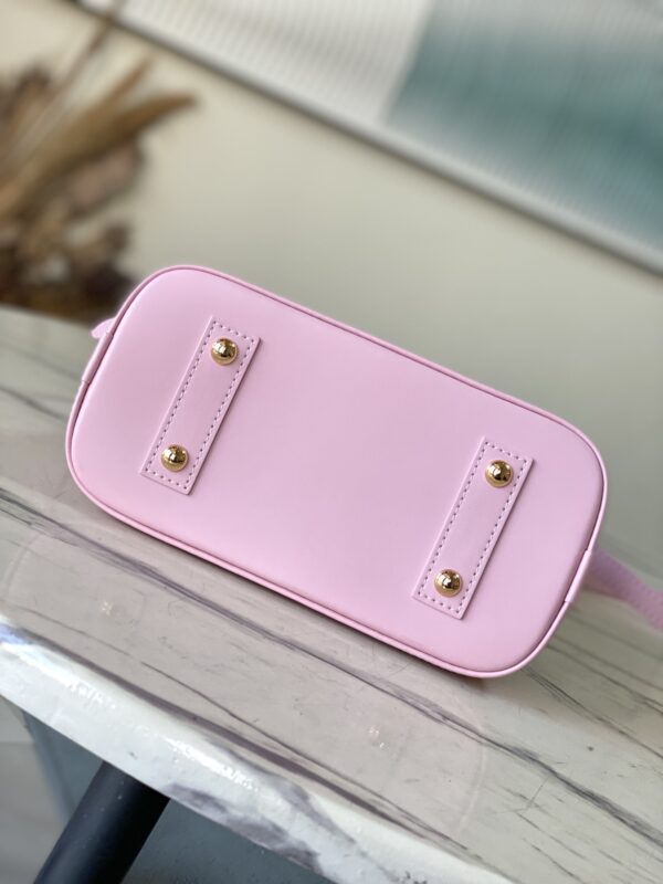Louis Vuitton Alma BB