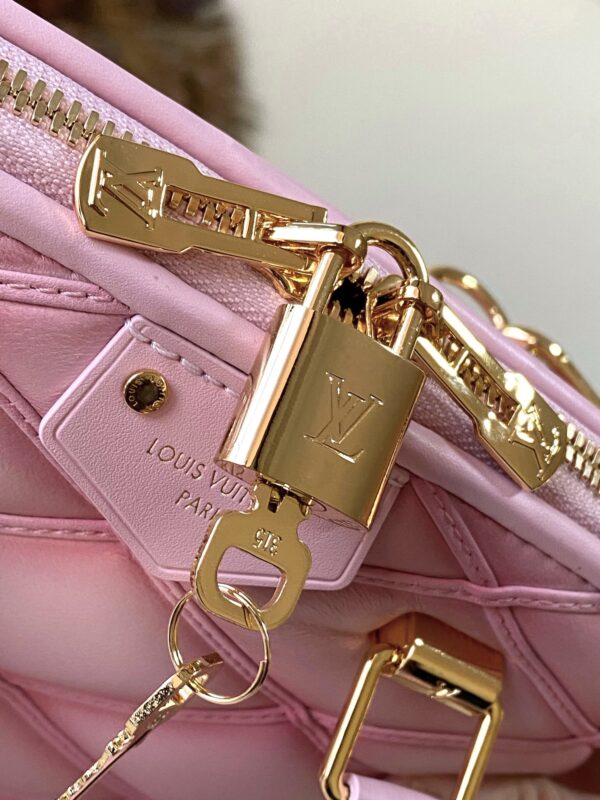 Louis Vuitton Alma BB