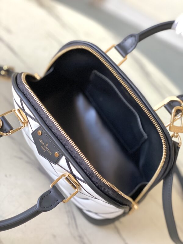 Louis Vuitton Alma BB