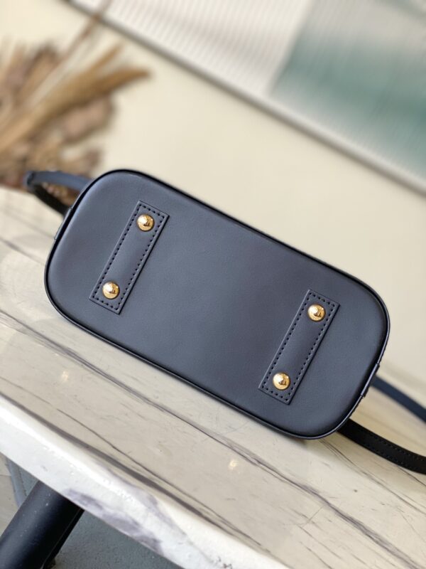 Louis Vuitton Alma BB