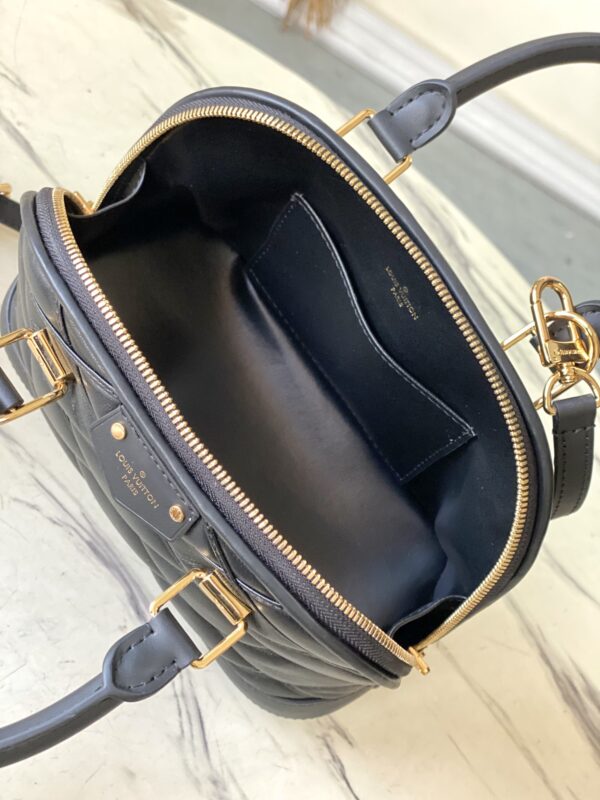 Louis Vuitton Alma BB