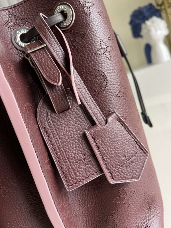 Louis Vuitton Vert Lagon Muria