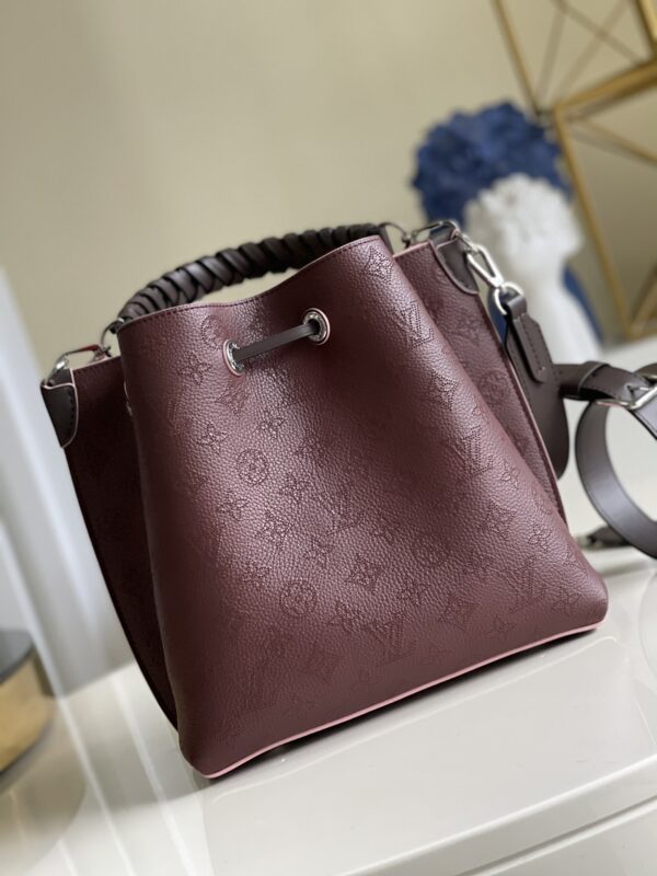 Louis Vuitton Vert Lagon Muria