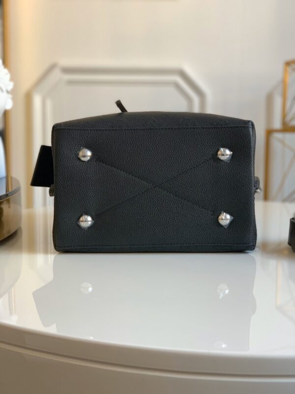 Louis Vuitton Vert Lagon Muria