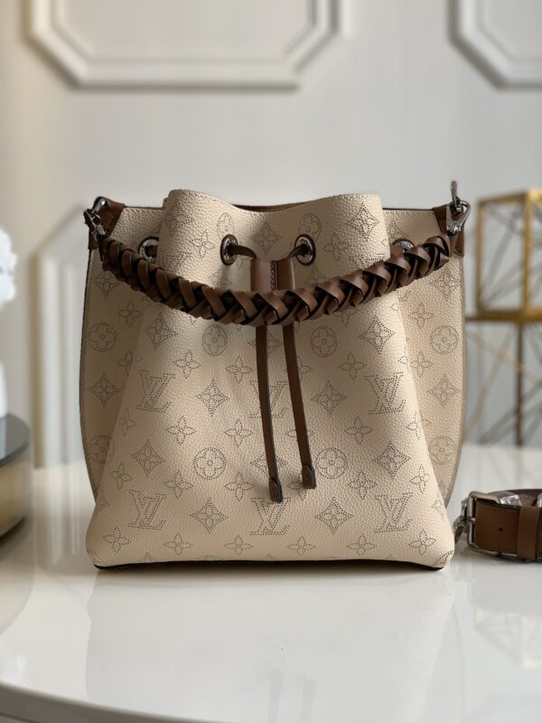 Louis Vuitton Muria