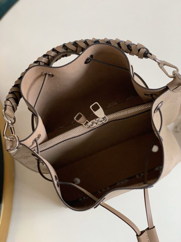 Louis Vuitton Muria