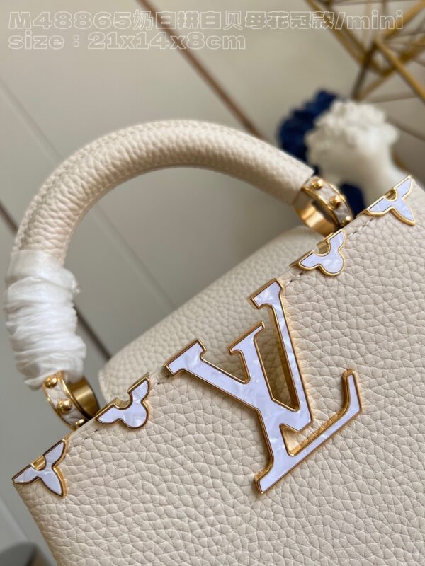 Louis Vuitton Capucines Mini Bag