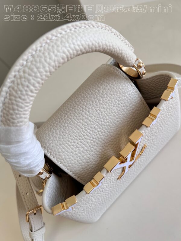 Louis Vuitton Capucines Mini Bag