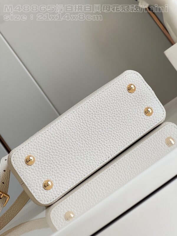 Louis Vuitton Capucines Mini Bag