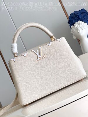 Louis Vuitton Capucines MM Handbag