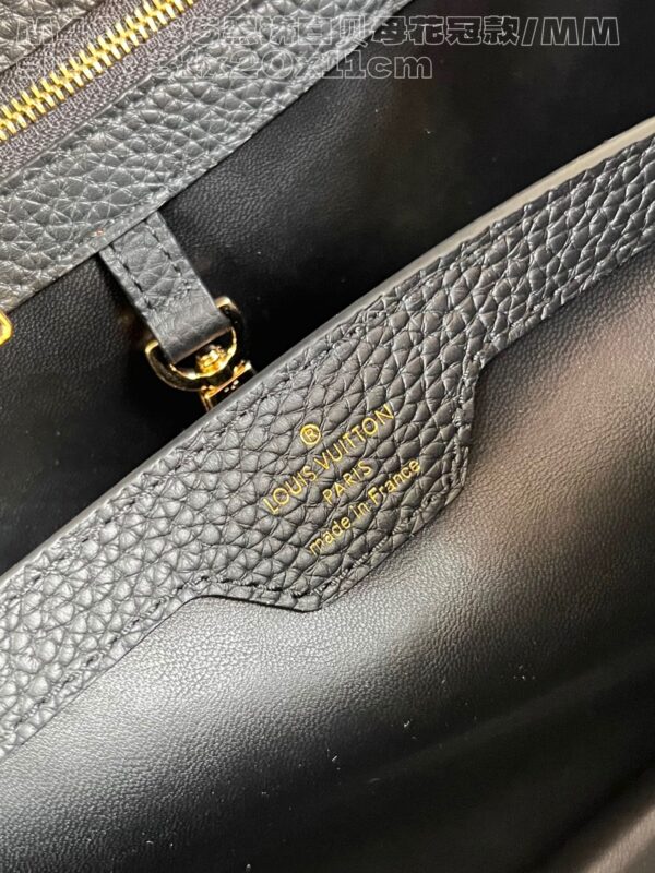 Louis Vuitton Capucines MM Handbag