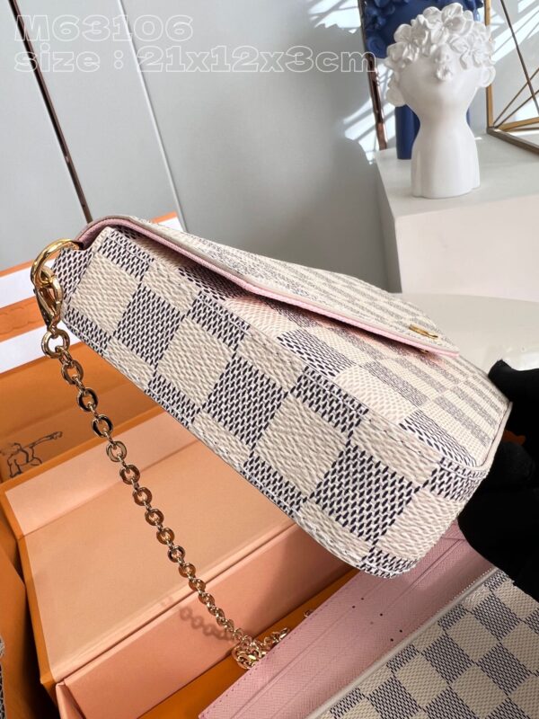 Louis Vuitton Pochette Félicie
