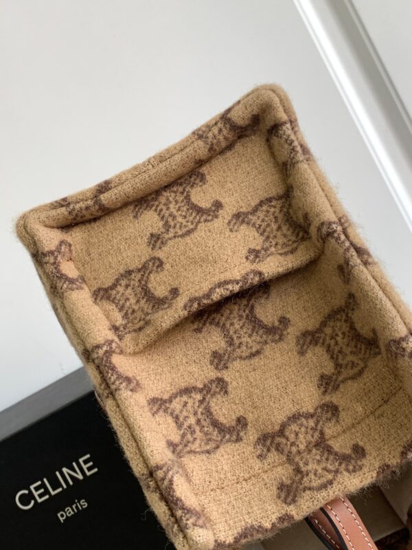 CELINE SMALL CABAS THAIS