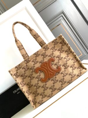 CELINE LARGE CABAS THAIS