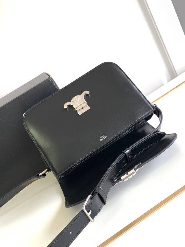 CELINE CLASSIQUE TRIOMPHE BAG