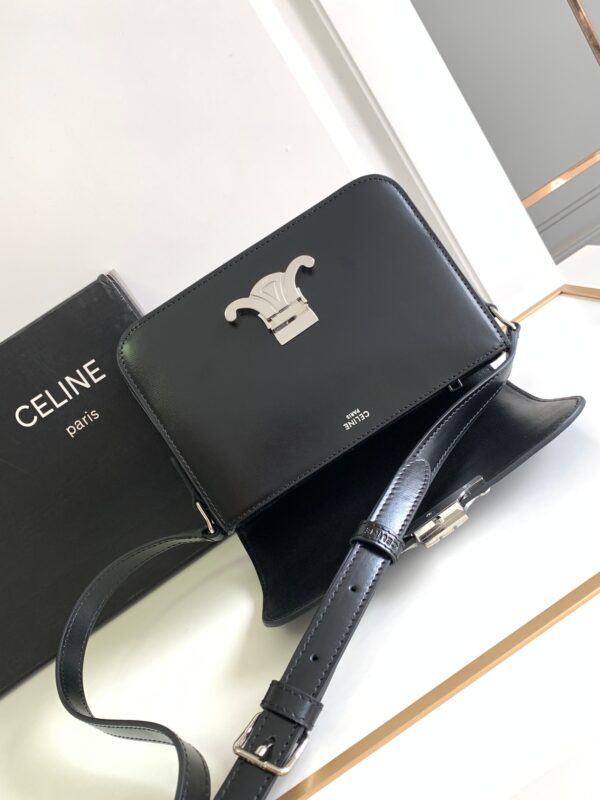 CELINE TEEN TRIOMPHE BAG