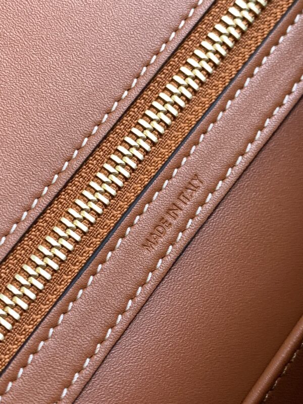 CELINE TEEN CELINE CONTI BAG IN NATURAL CALFSKIN