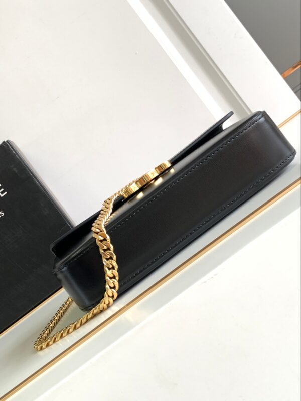 CELINE CHAIN SHOULDER BAG CLAUDE