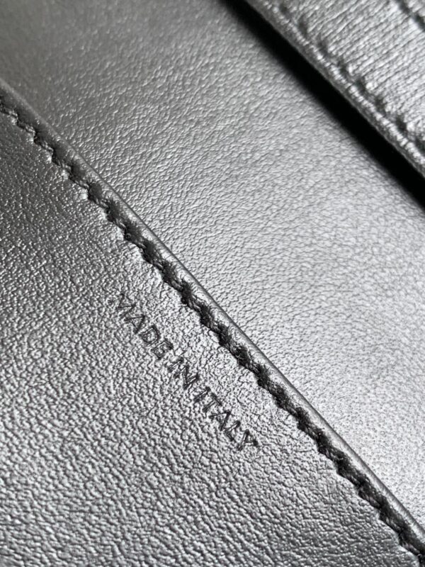 CELINE MINI TRIOMPHE
