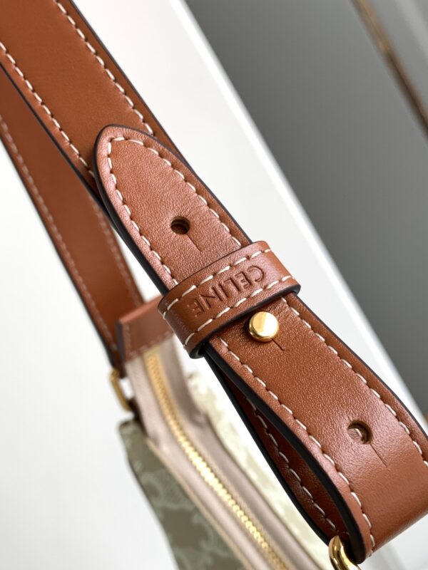 CELINE AVA TRIOMPHE BAG