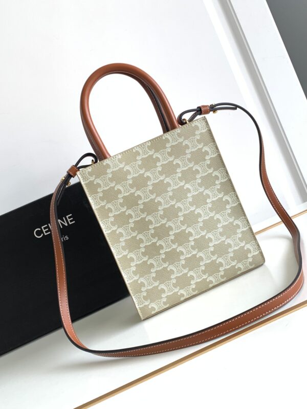 CELINE CABAS TRIOMPHE TOTE