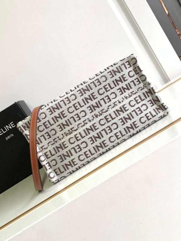 CELINE SMALL CABAS THAIS