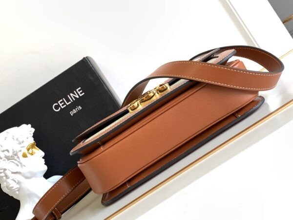 CELINE CLASSIQUE TRIOMPHE BAG