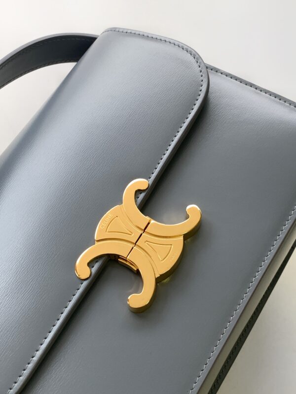 CELINE CLASSIQUE TRIOMPHE BAG