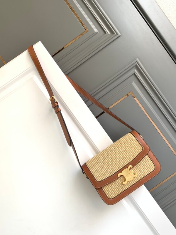 CELINE CLASSIQUE TRIOMPHE BAG