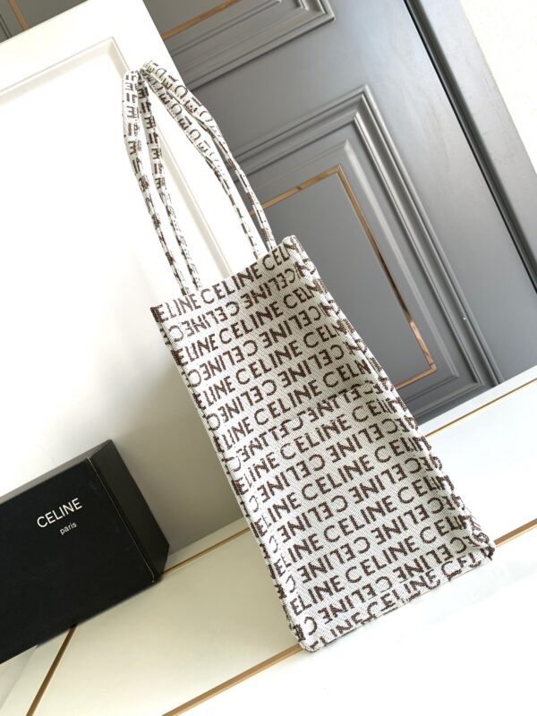 CELINE LARGE CABAS THAIS
