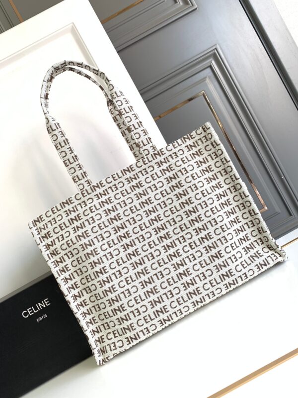 CELINE LARGE CABAS THAIS