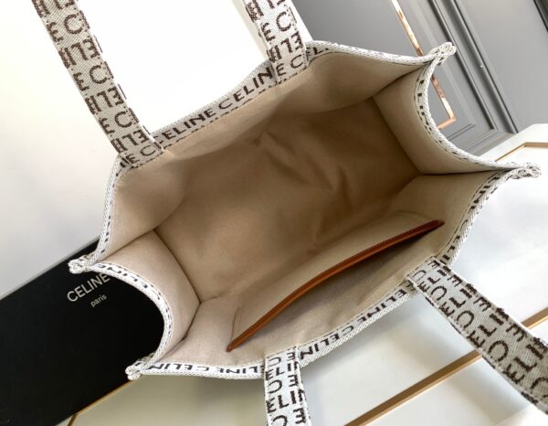 CELINE LARGE CABAS THAIS