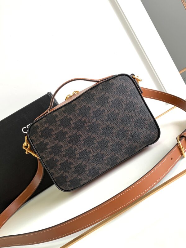 CELINE MESSENGER BOX IN TRIOMPHE CANVAS AND CALFSKIN