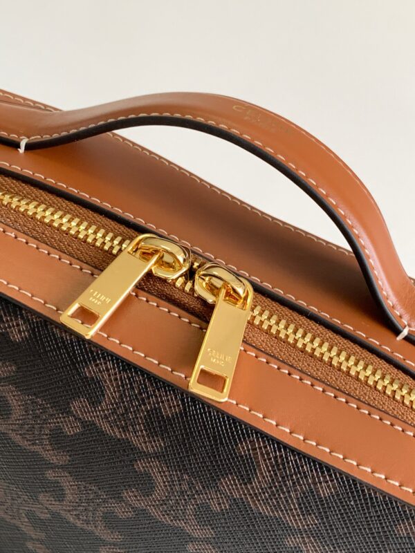 CELINE MESSENGER BOX IN TRIOMPHE CANVAS AND CALFSKIN