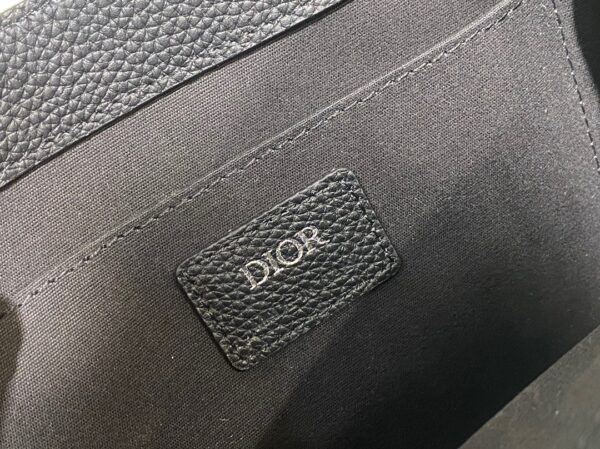 Dior Safari North-South