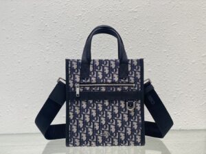 Dior Safari North-South