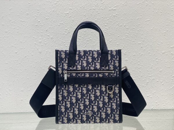 Dior Safari North-South