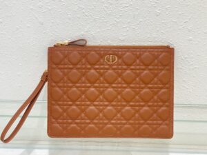 LARGE DIOR CARO DAILY POUCH