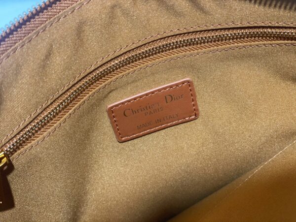 LARGE DIOR CARO DAILY POUCH