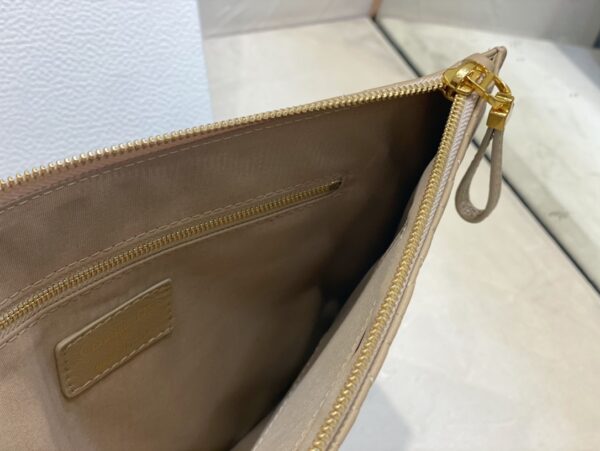 LARGE DIOR CARO DAILY POUCH