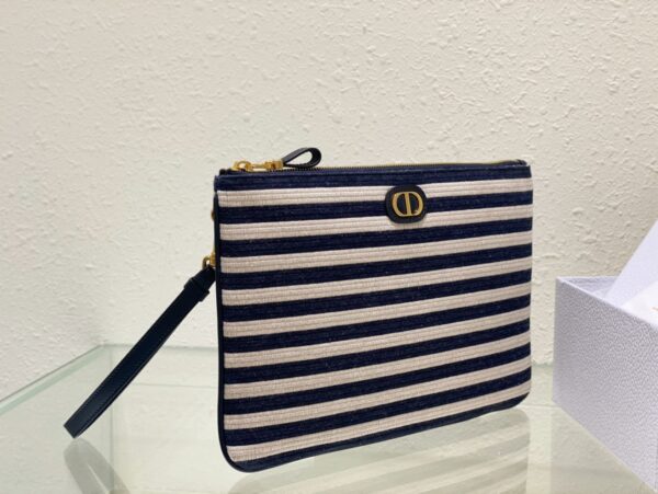 Dior Caro Daily