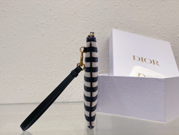 Dior Caro Daily
