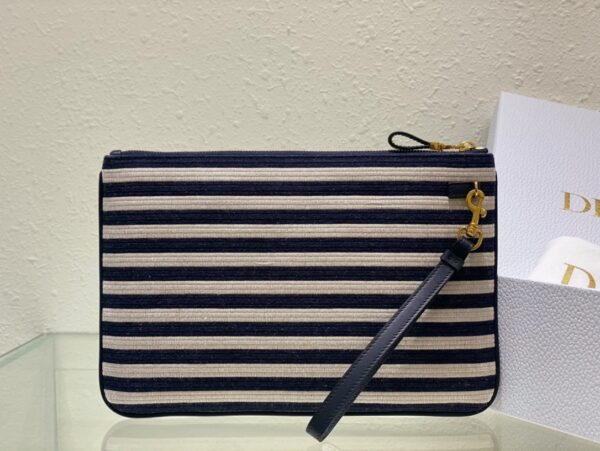 Dior Caro Daily